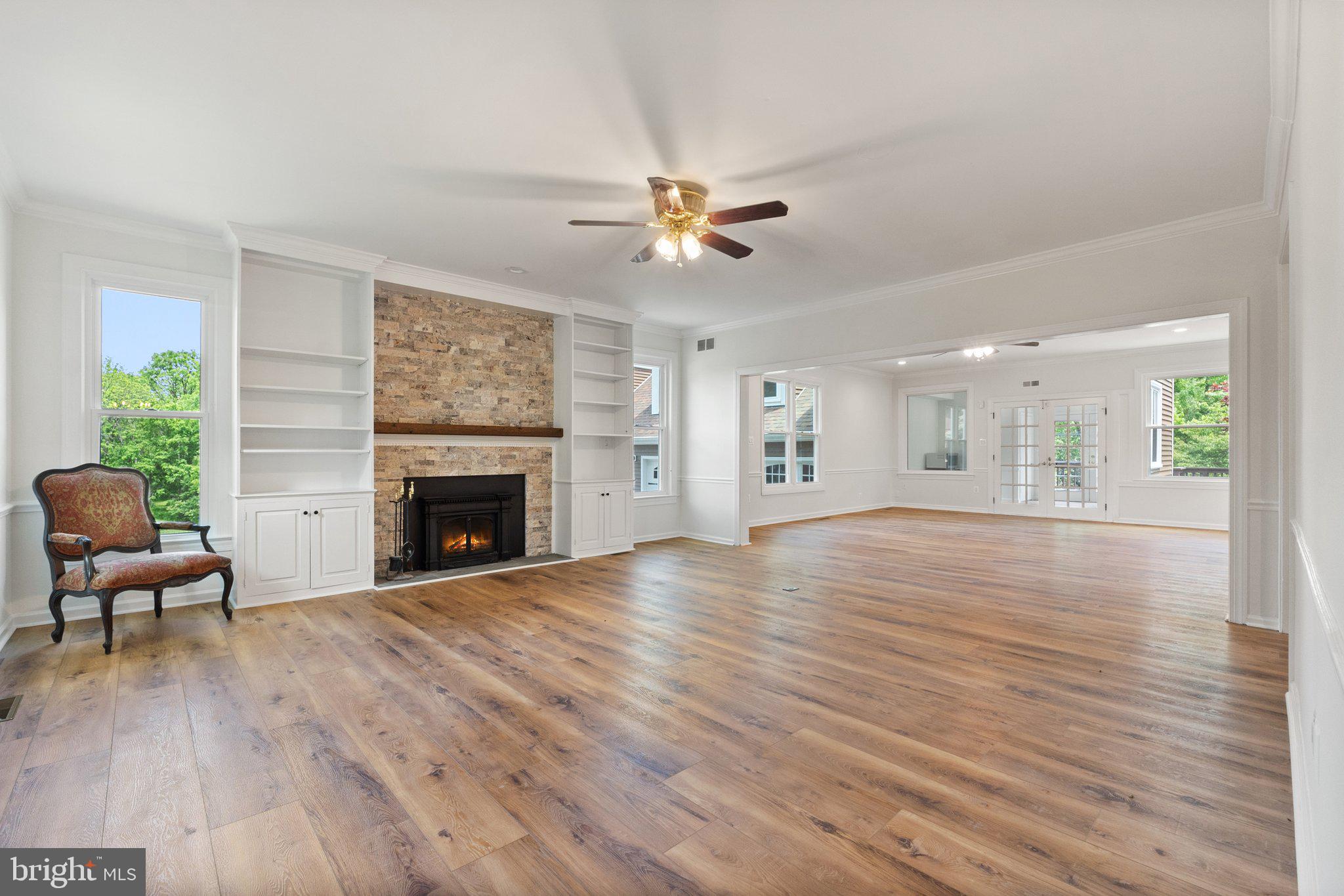 MIDDLEBURG - Residential