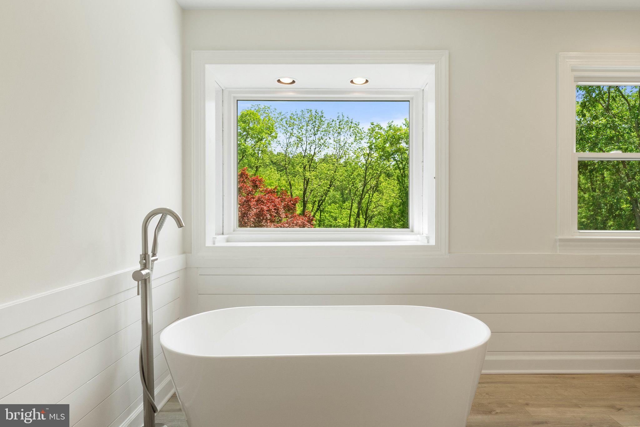 MIDDLEBURG - Residential