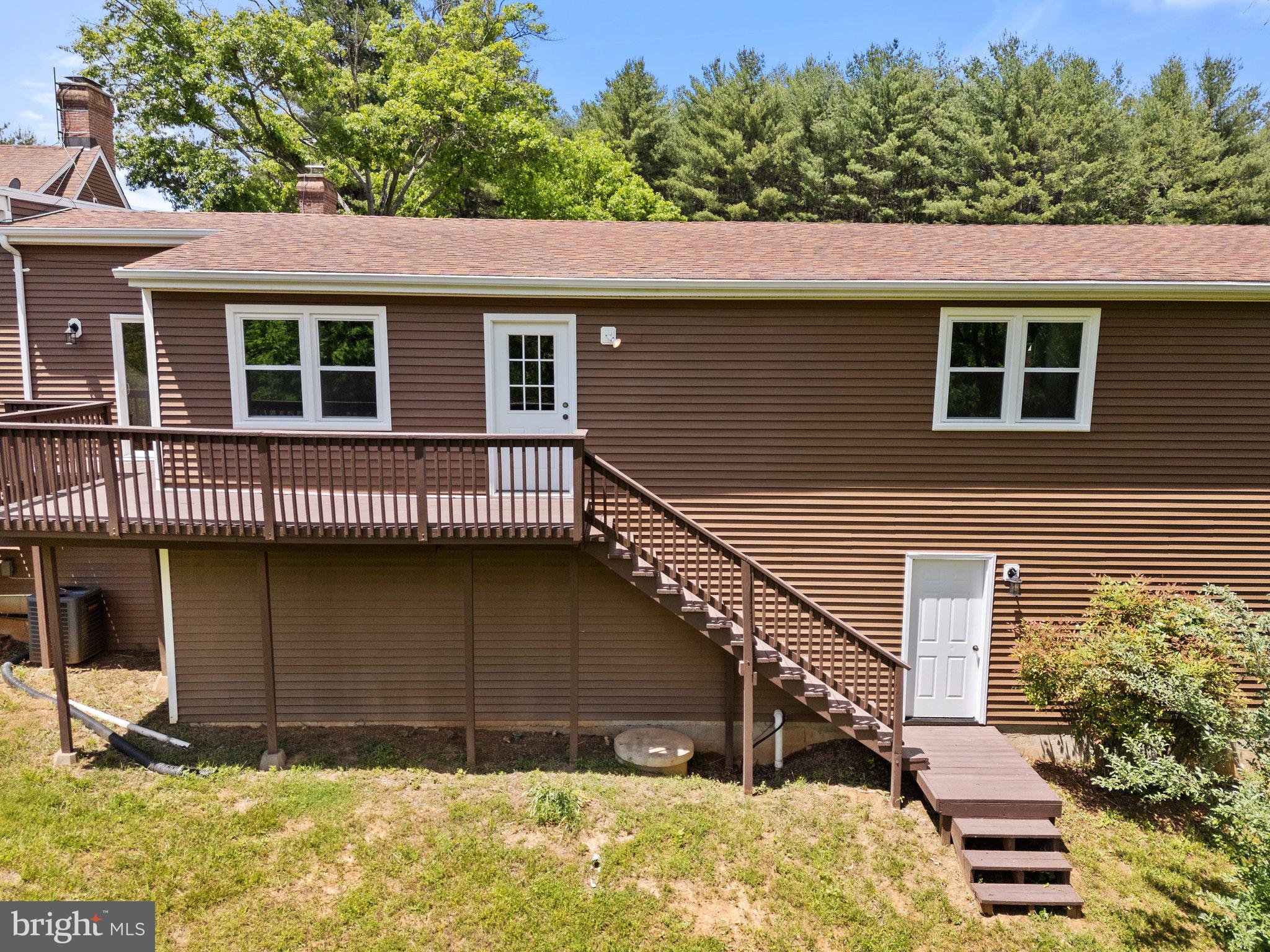 MIDDLEBURG - Residential