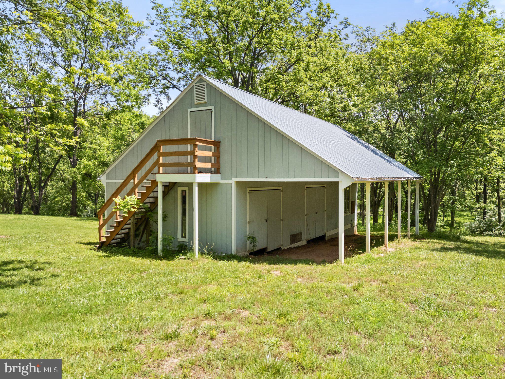 MIDDLEBURG - Residential