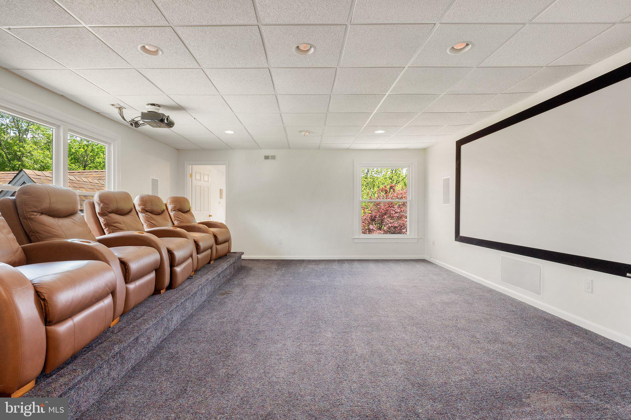 MIDDLEBURG - Residential