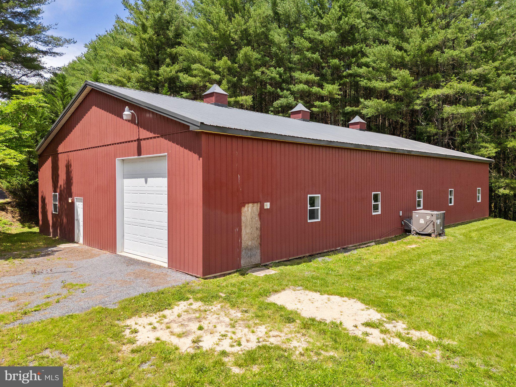 MIDDLEBURG - Residential