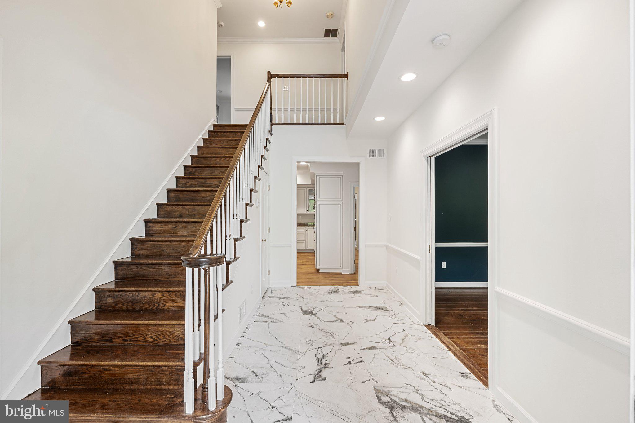 MIDDLEBURG - Residential