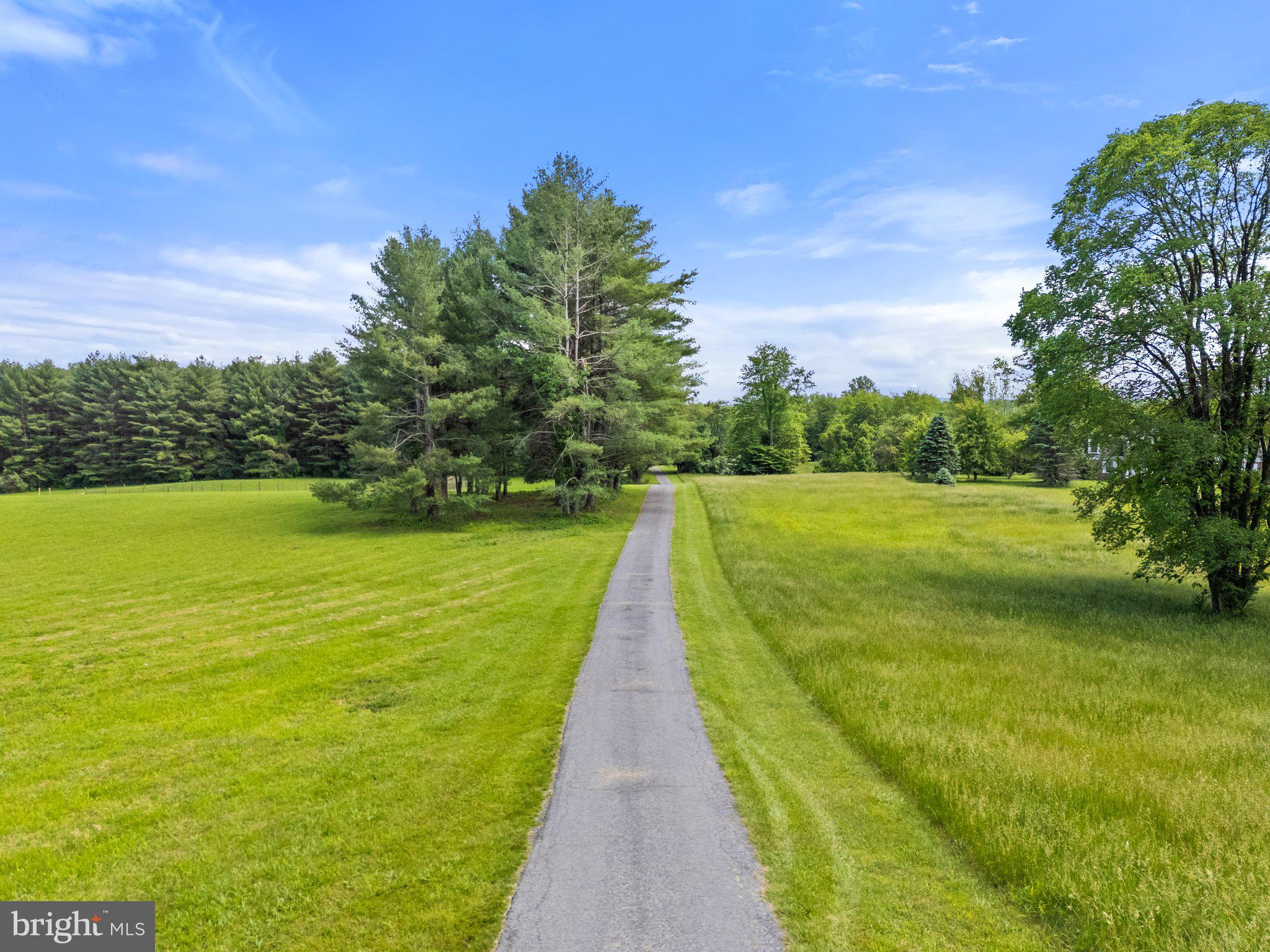 MIDDLEBURG - Residential