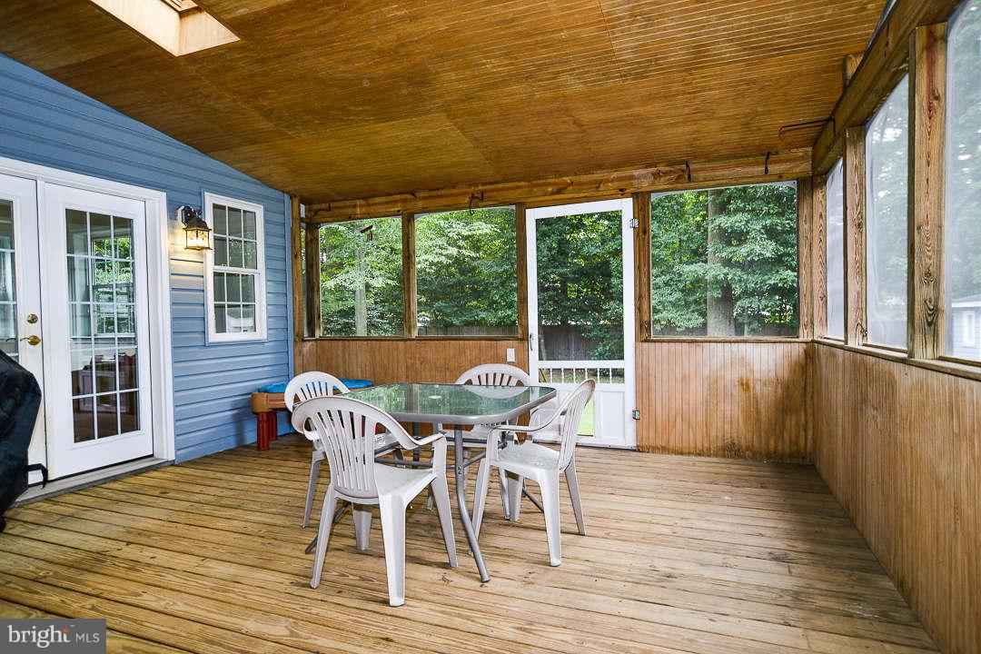 MOSBY WOODS - Residential