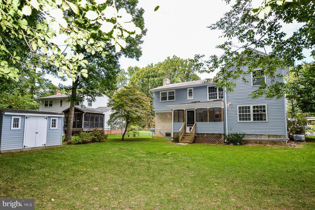 MOSBY WOODS - Residential