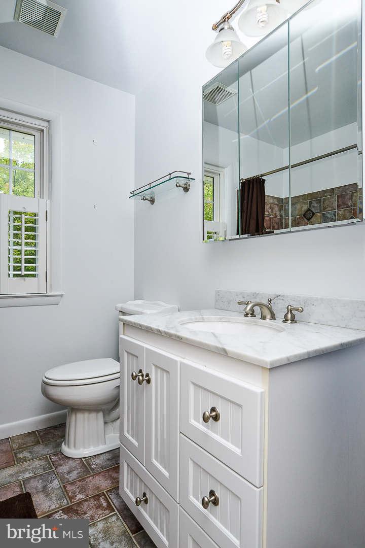 MOSBY WOODS - Residential