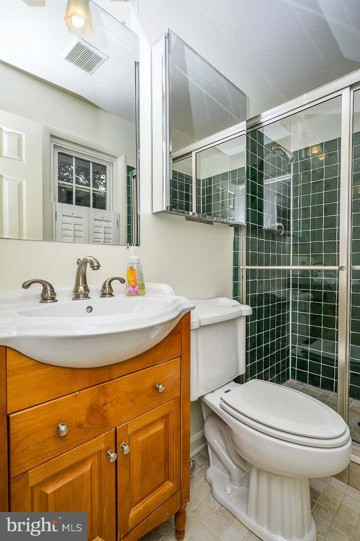 MOSBY WOODS - Residential