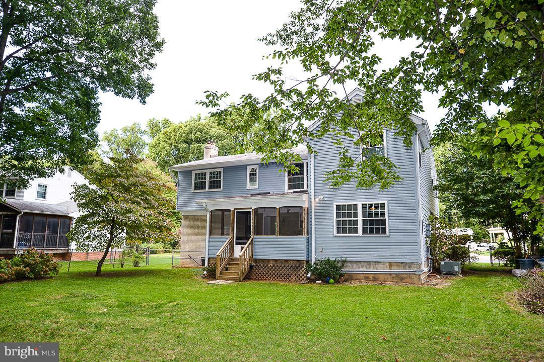 MOSBY WOODS - Residential