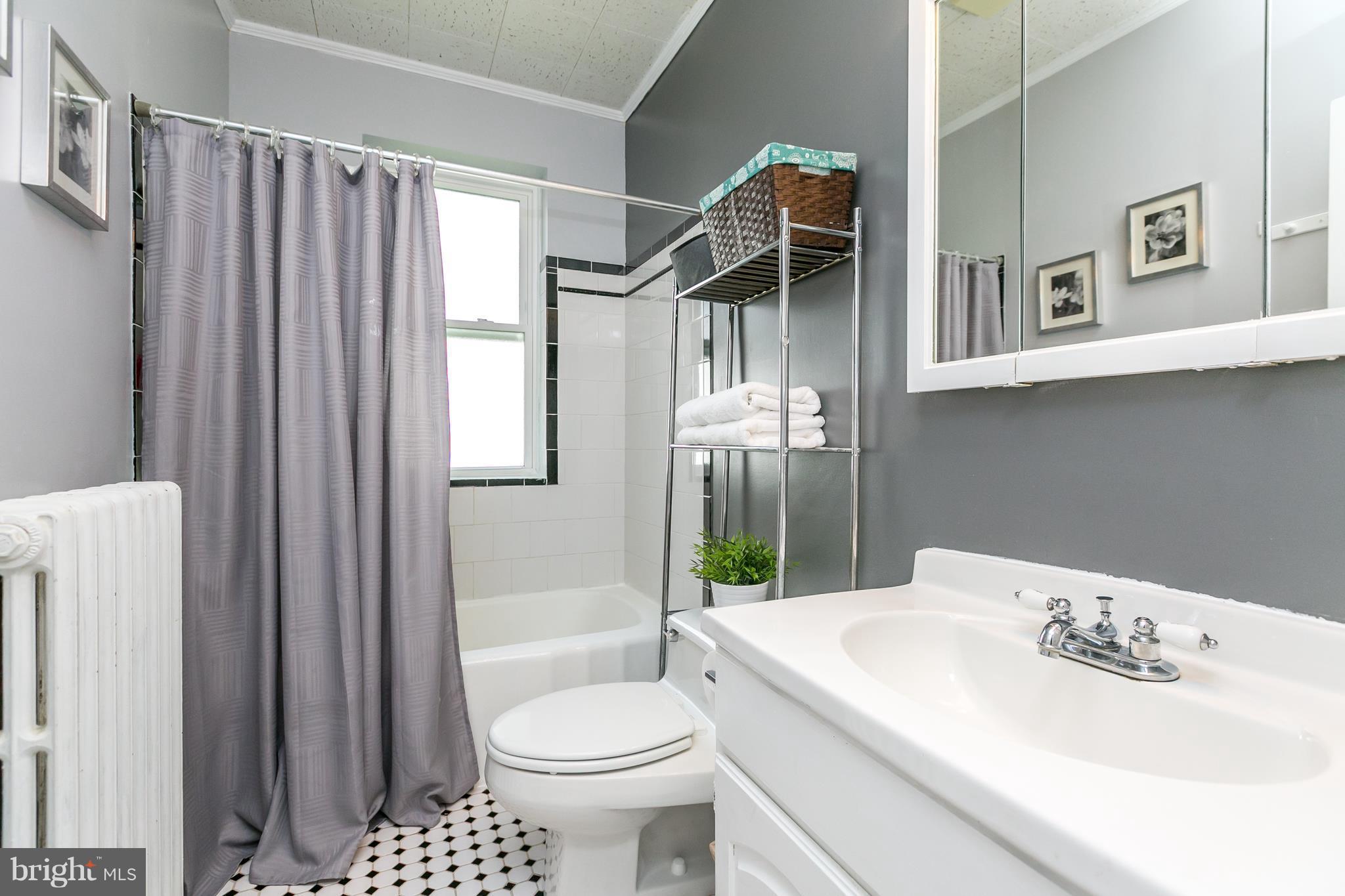 HAMILTON HEIGHTS - Residential