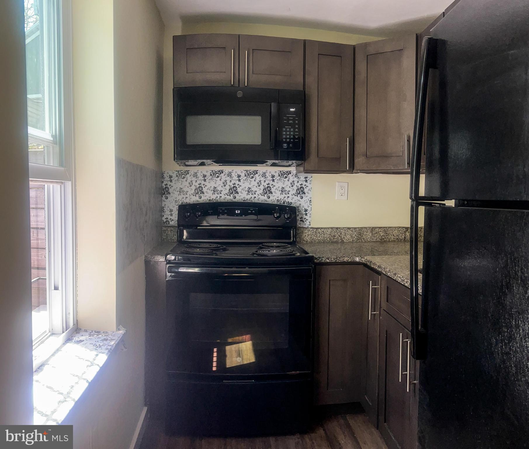 KENSINGTON - Residential