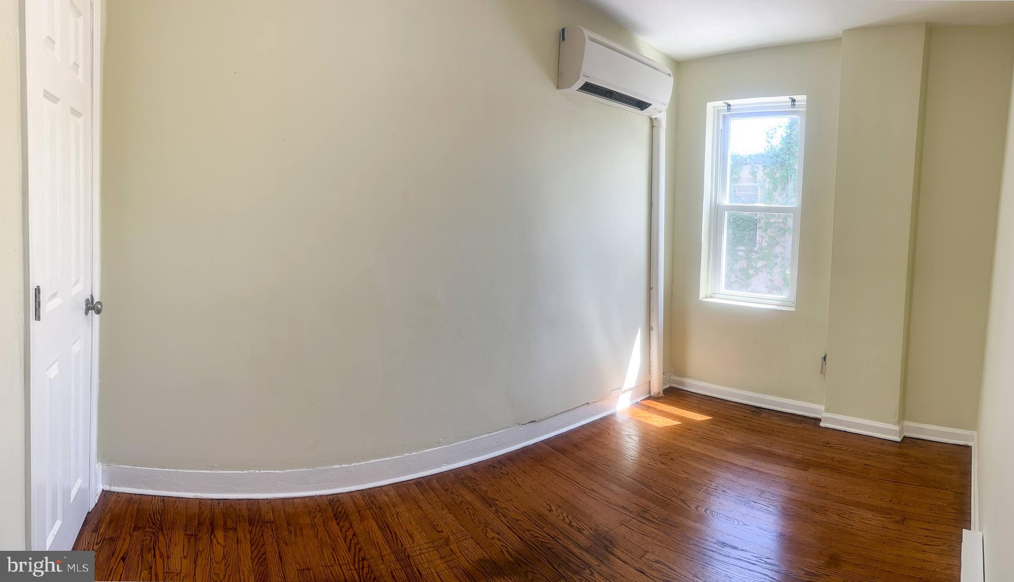 KENSINGTON - Residential