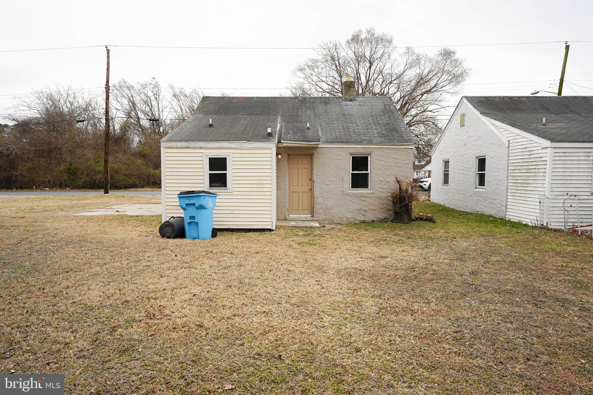 NONE AVAILABLE - Residential Lease