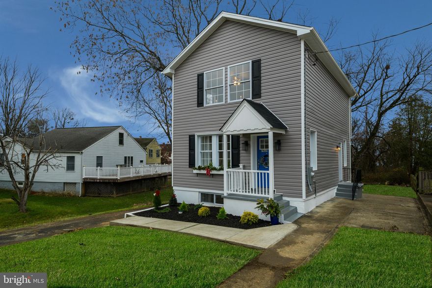 1700+ square footage, 3 bed room 3.5 bathrooms, 1.82 acres.  So many new features to the home.Master Bed w/bath, 2 walk in closets. Spacious shaker white cabinets with upgraded SS slate GE appliances.  Slider and additional side entrance.  New hardwood floor through out top 2 floors, new wide staircase.  Recessed lighting throughout the entire home, every bedroom has ceiling fans.  New large windows through out the home for lots of natural light, new roof.  All new interior/exterior doors, new framing and drywall through the entire home. New double garage door.  New HVAC dual unit, new water heater, new plumbing, new electric, new well,  septic existing  and in working condition.New roof, new 2nd floor,