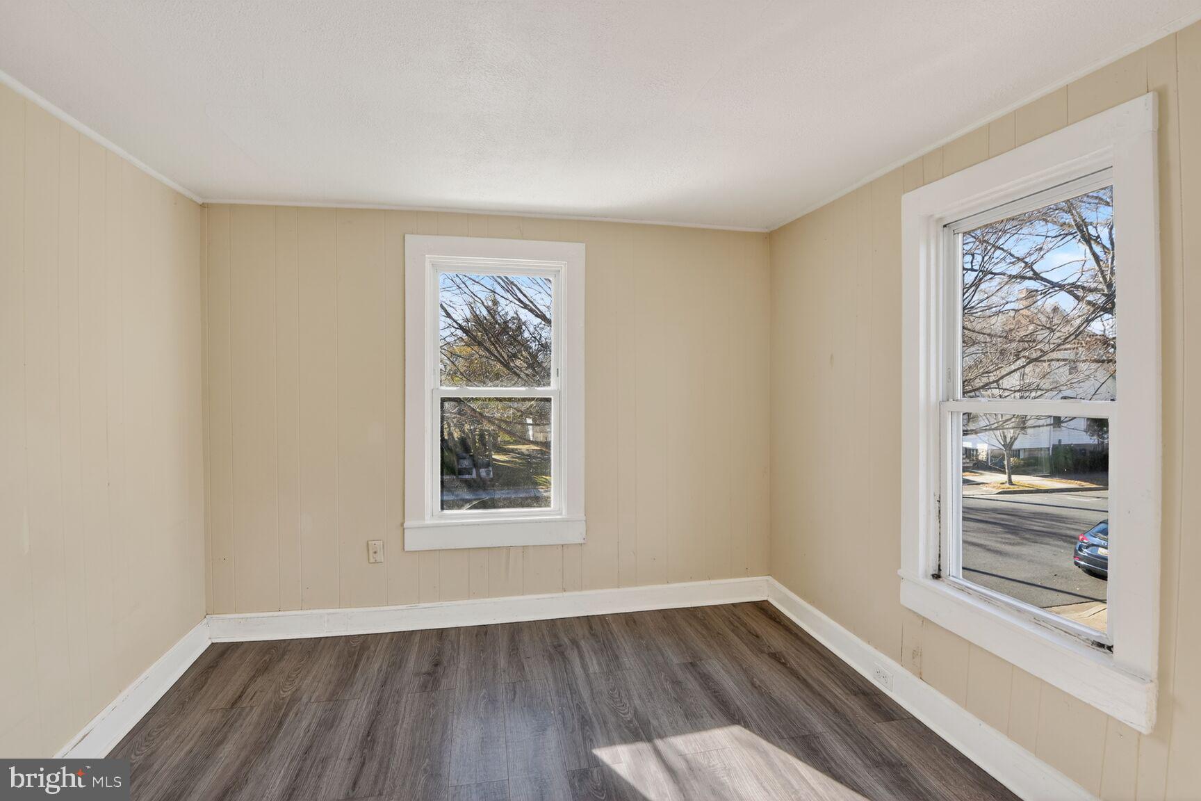 EASTON - Residential