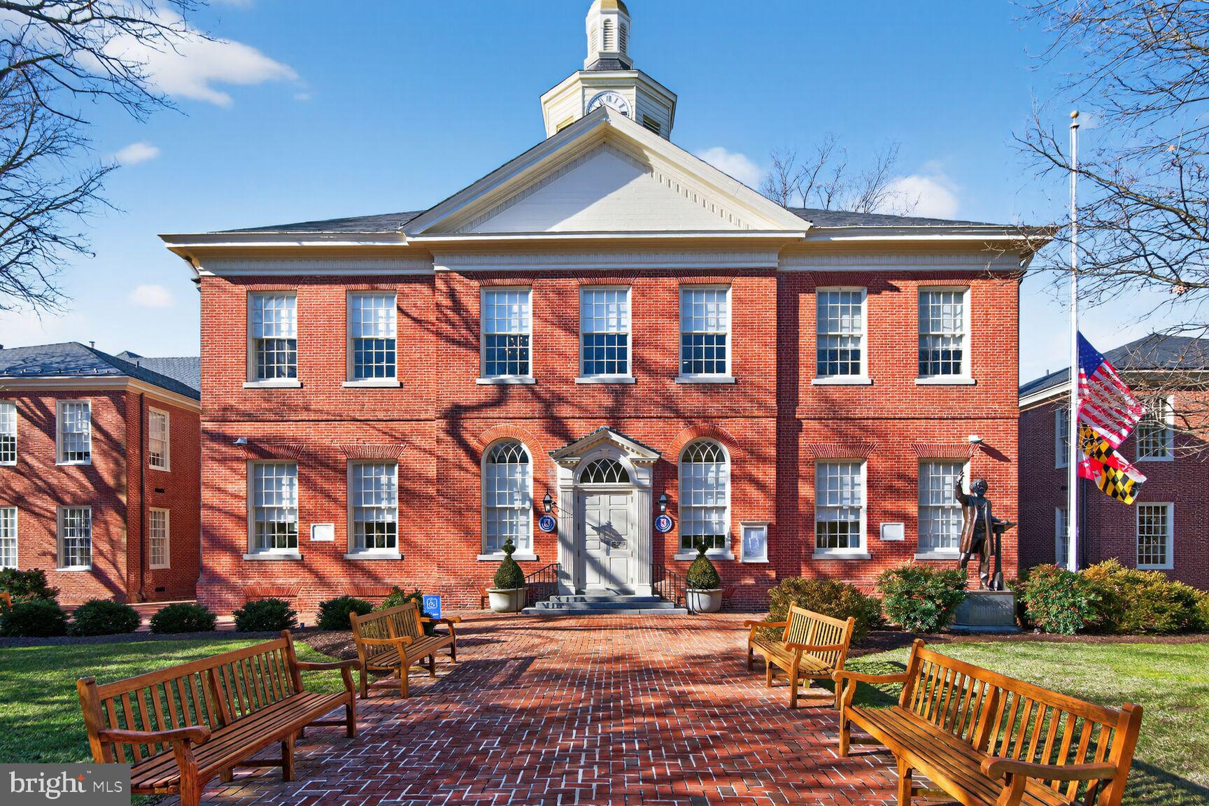 EASTON - Residential