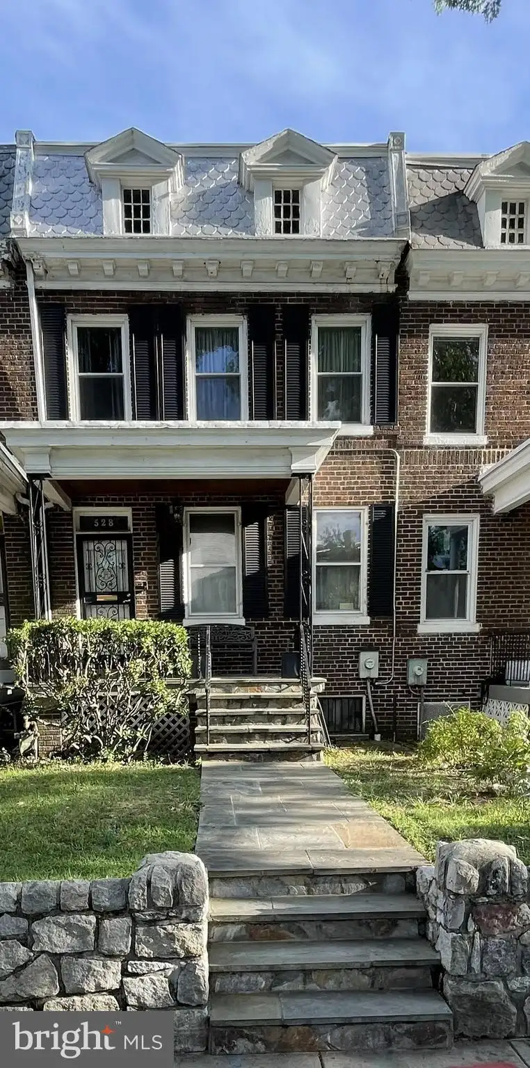 528 Taylor Street NW, Washington, DC 20011