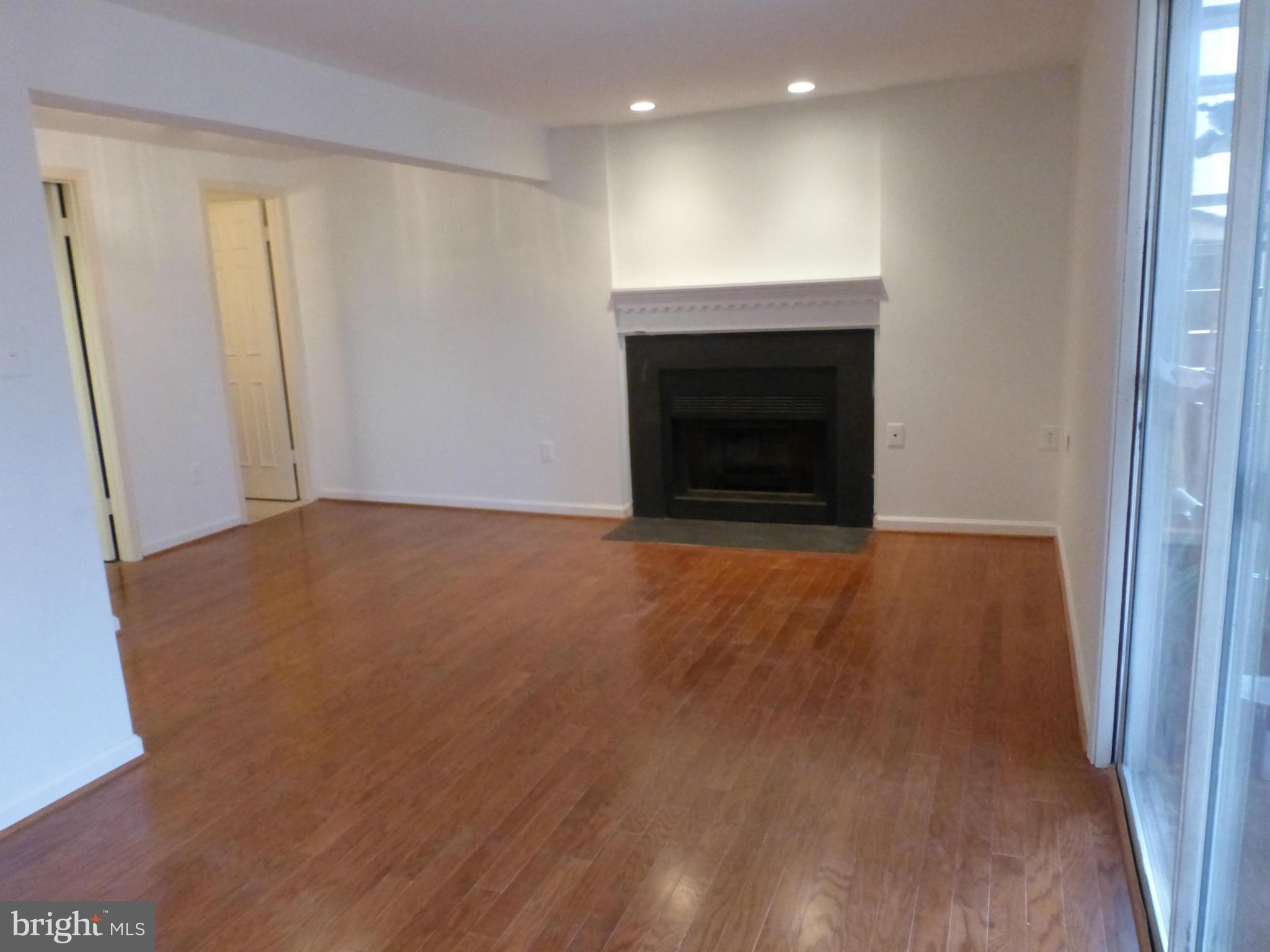 STONE CROSSING - Residential Lease