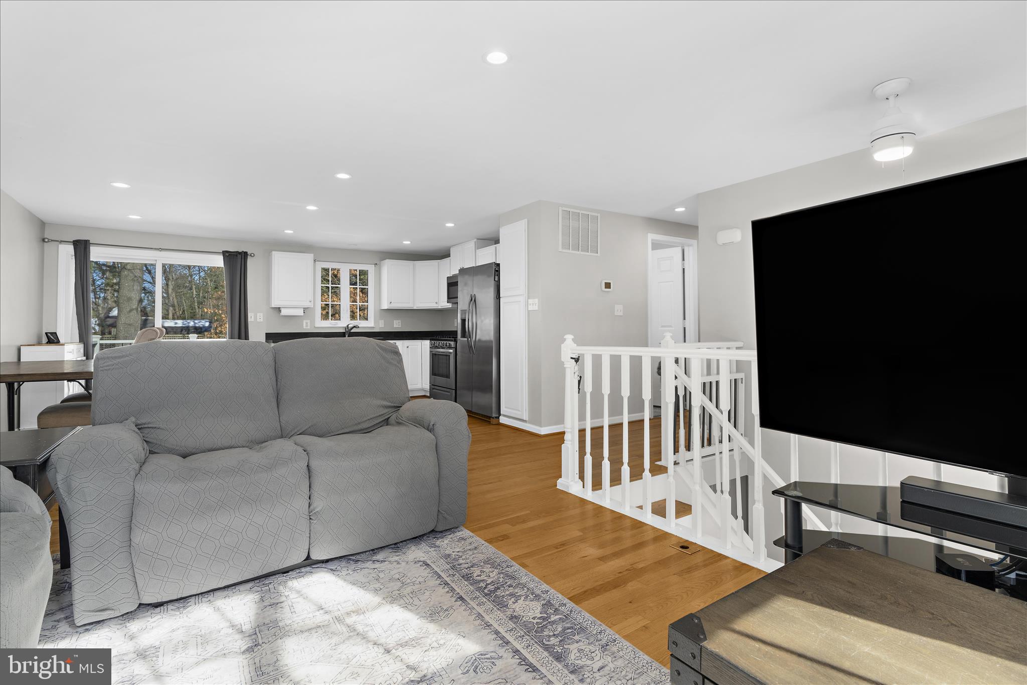 2942 E ALMONDBURY DRIVE