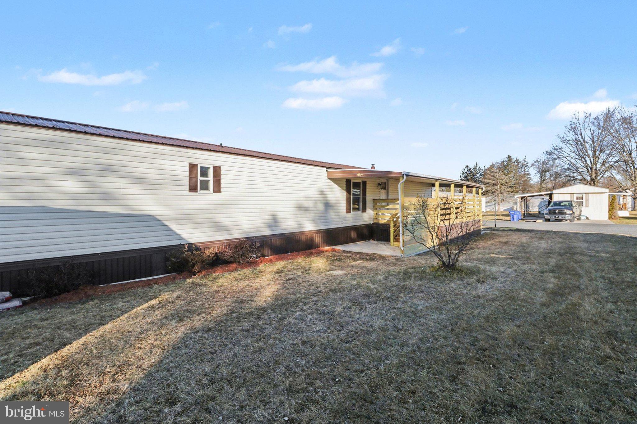 LINCOLN ESTATES - Residential