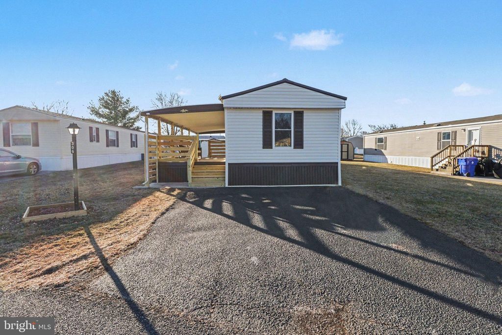 Photo of 306 Benning Avenue, GETTYSBURG, PA 17325 (MLS # PAAD2021492)