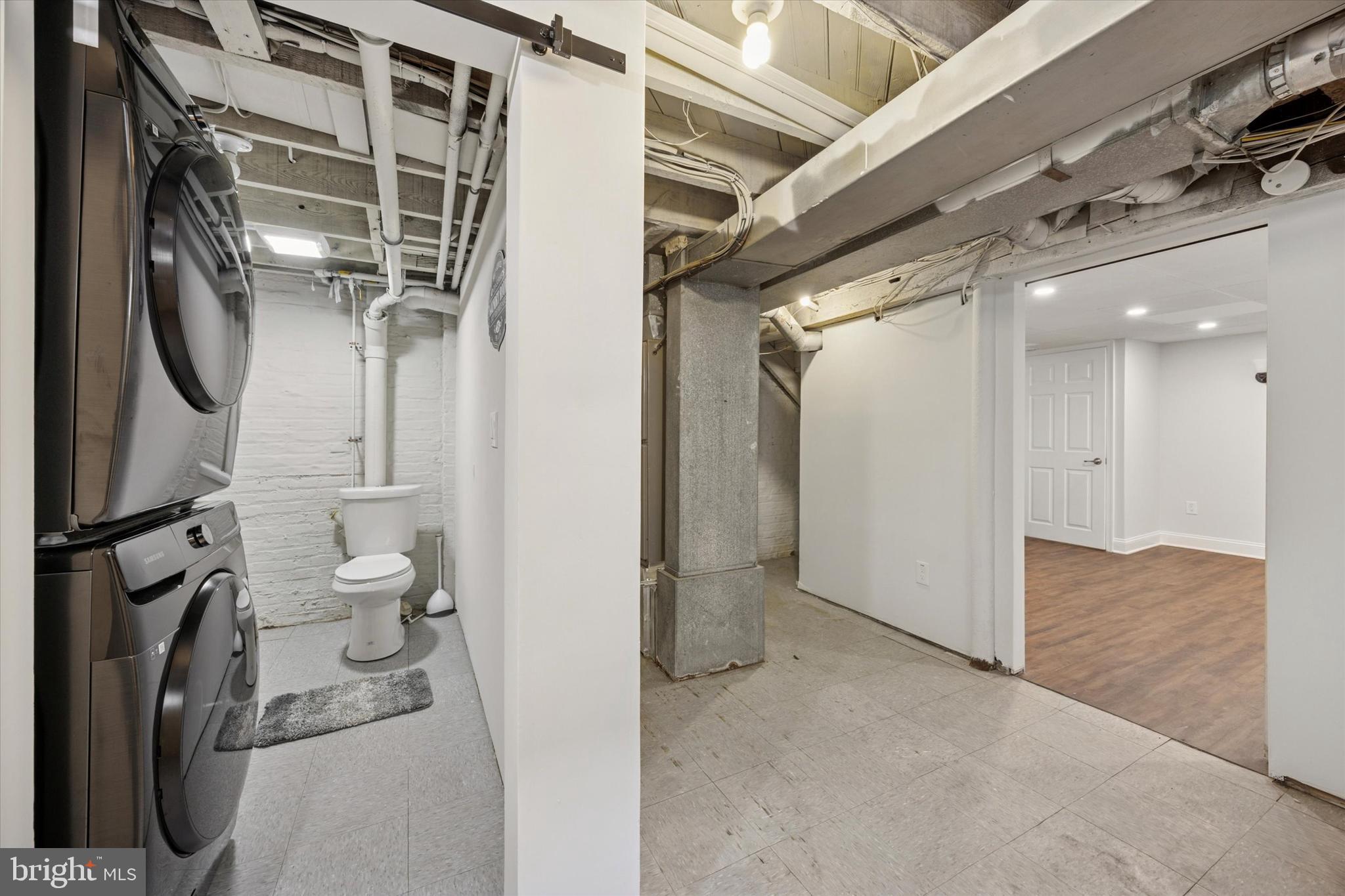 BRISTOL - Residential Lease