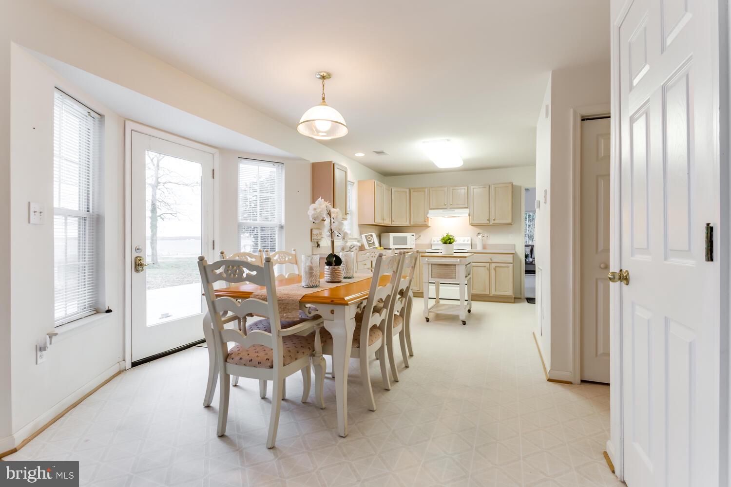 ROCK POINT - Residential