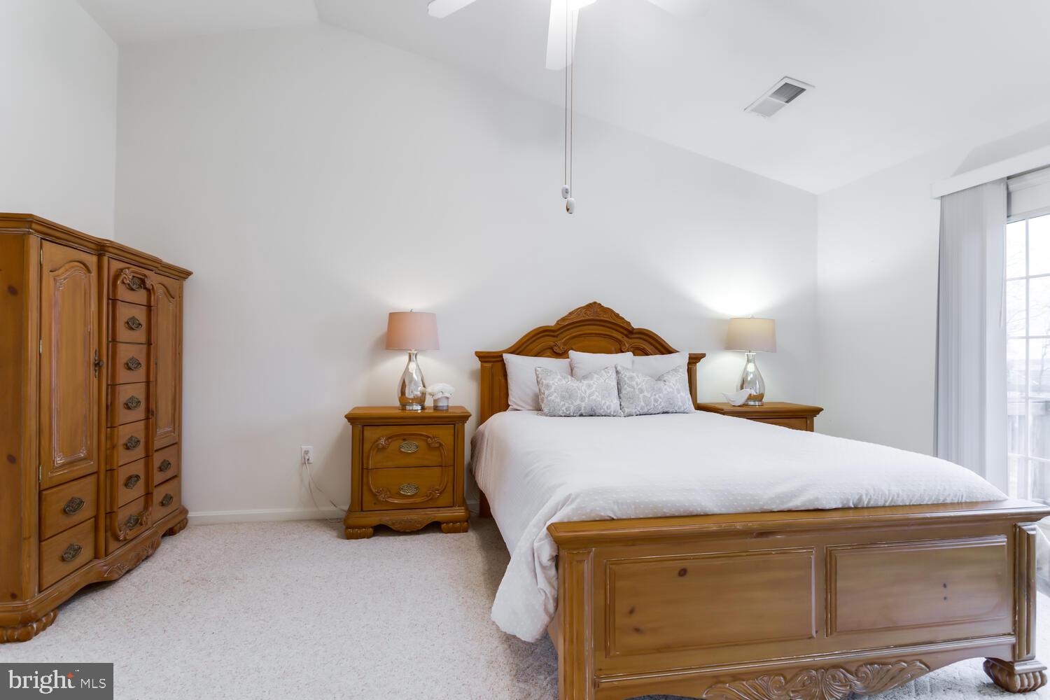 ROCK POINT - Residential