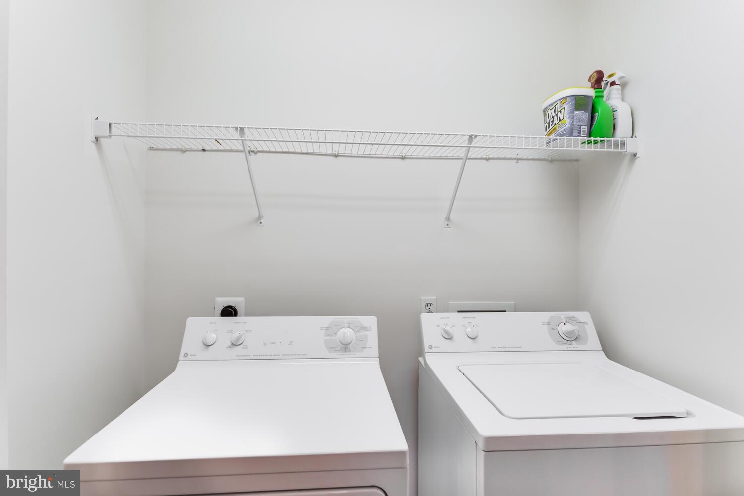 ROCK POINT - Residential