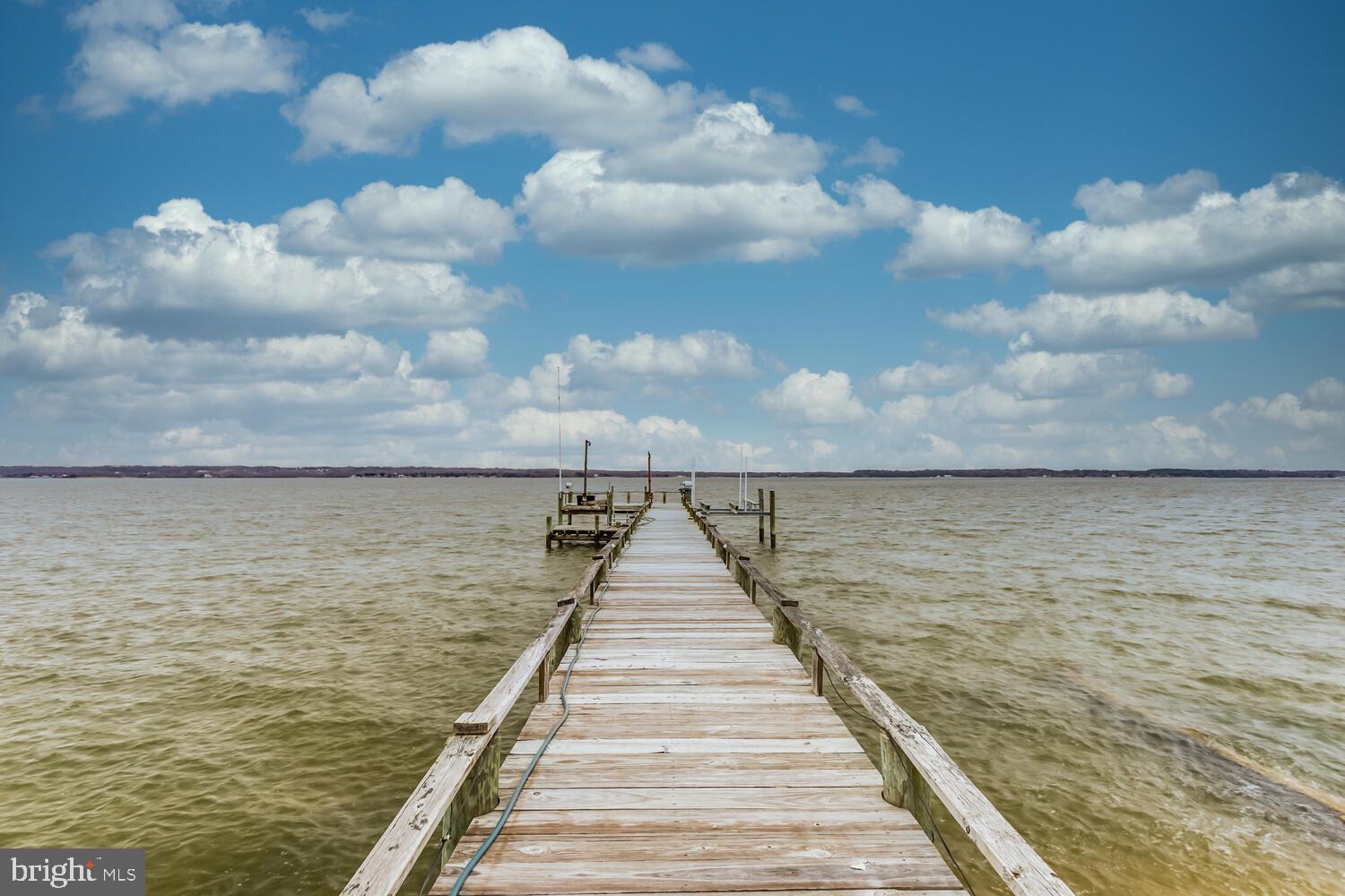 ROCK POINT - Residential