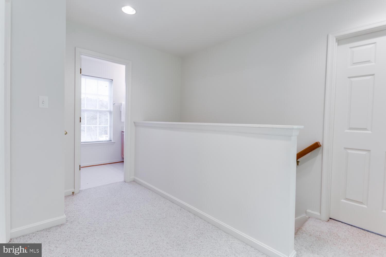 ROCK POINT - Residential