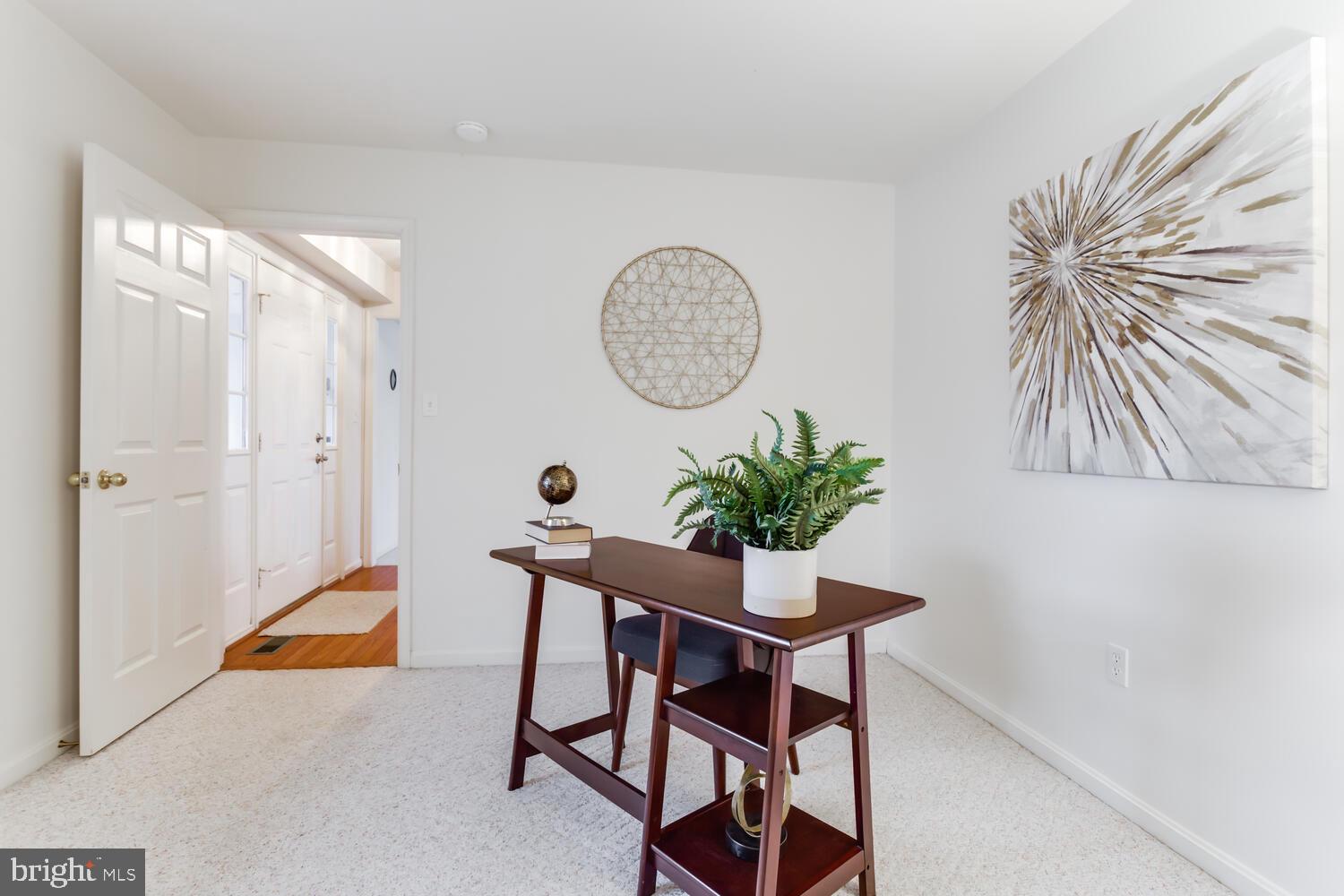 ROCK POINT - Residential