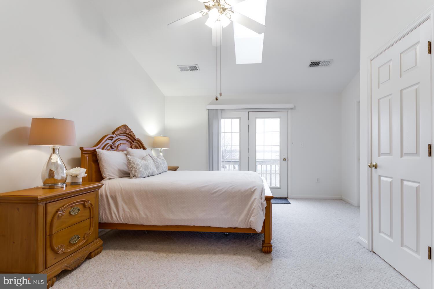 ROCK POINT - Residential