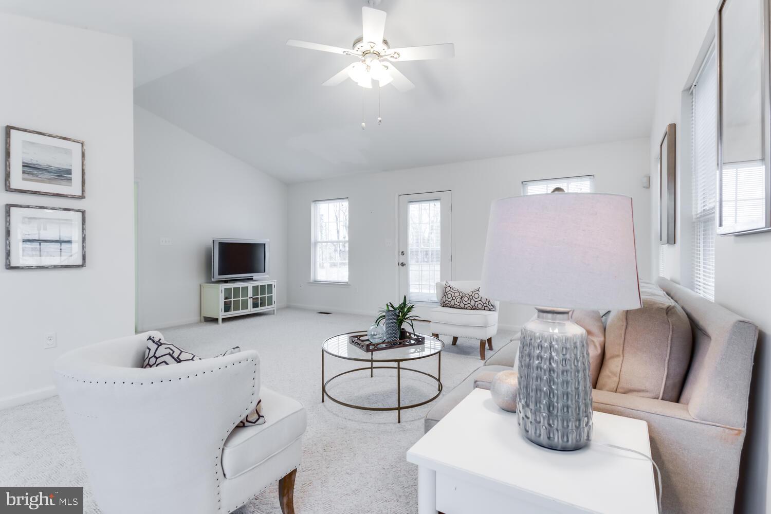 ROCK POINT - Residential