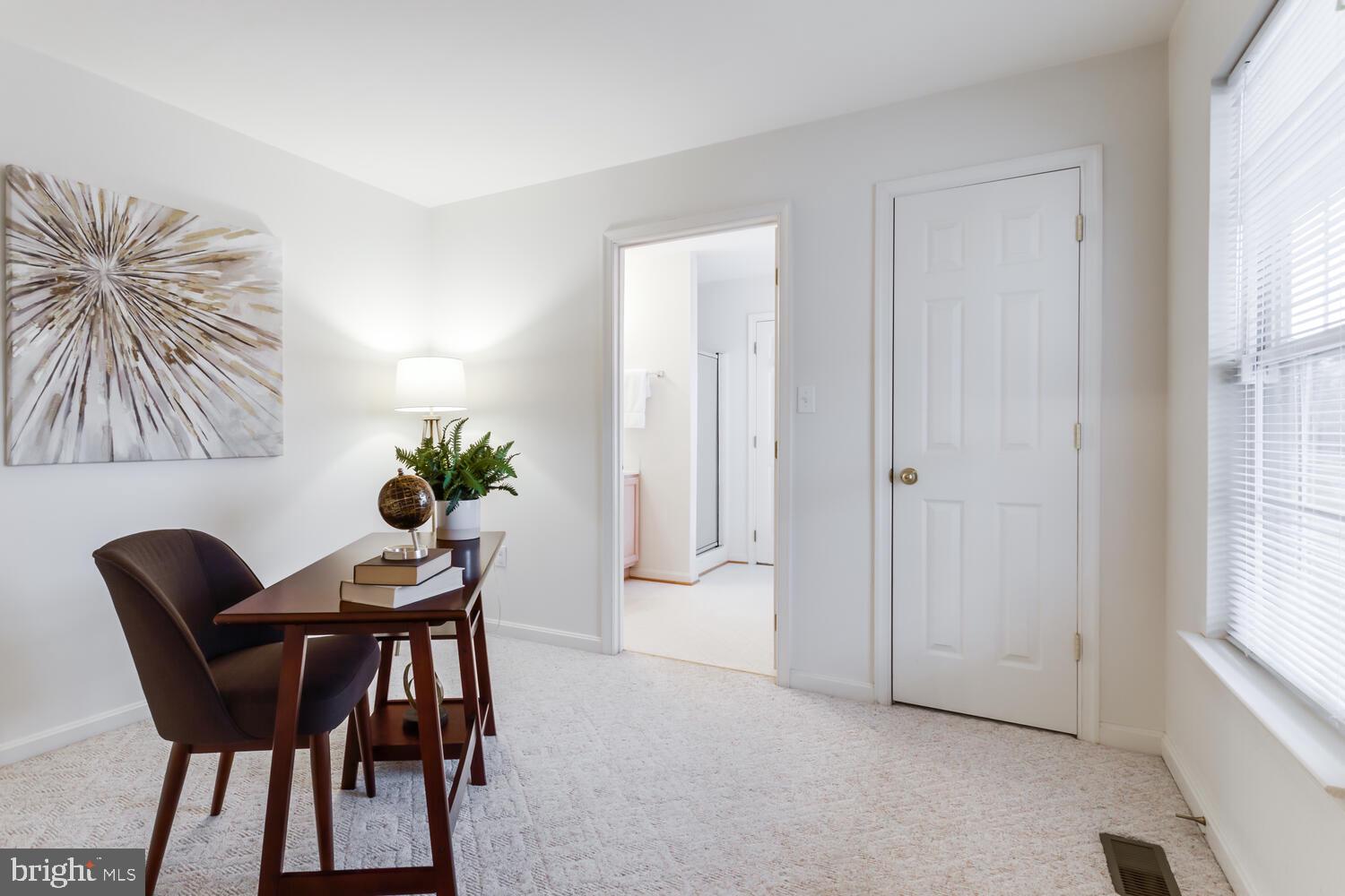 ROCK POINT - Residential