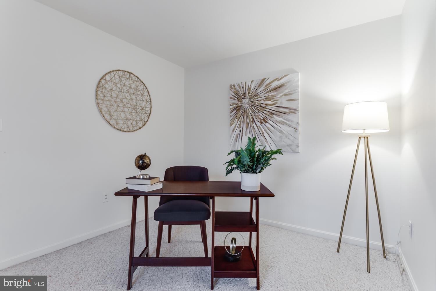 ROCK POINT - Residential