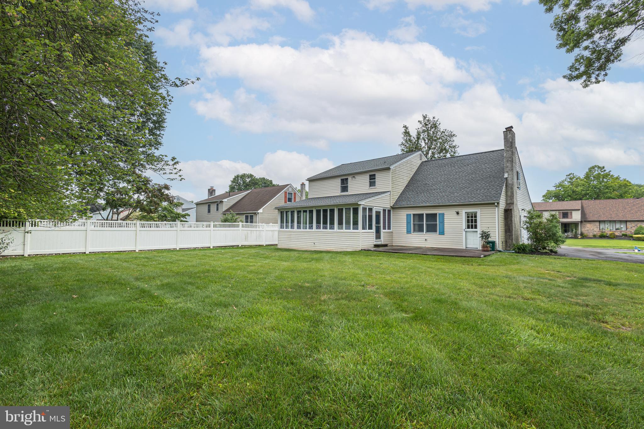 HEDGEROW WOODS - Residential