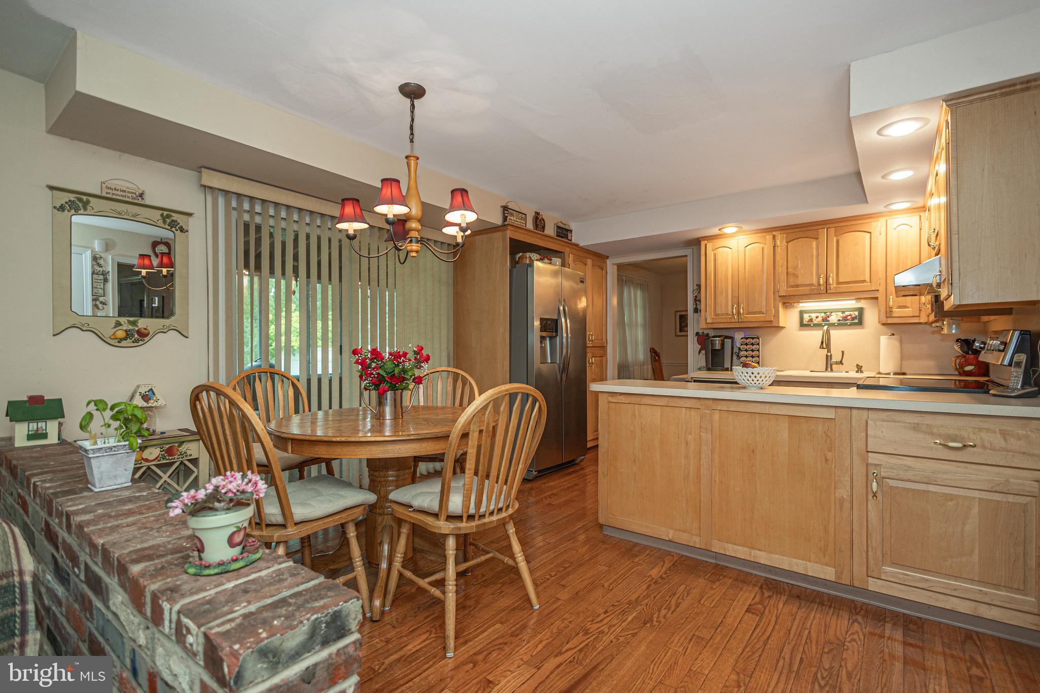 HEDGEROW WOODS - Residential