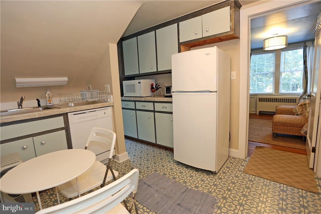 NORTH REHOBOTH - Residential