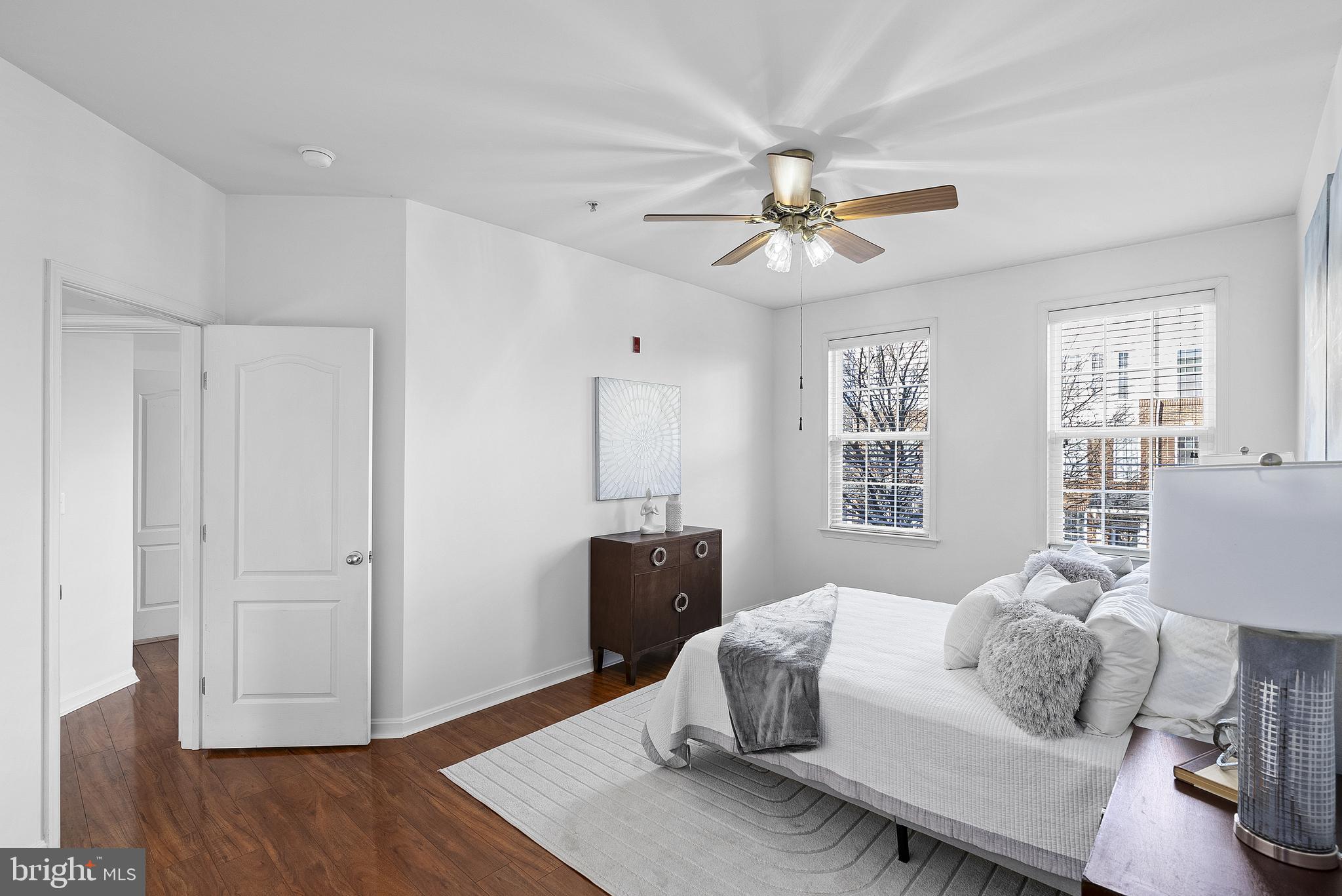 LINDEN ROW CONDOMINIUM - Residential