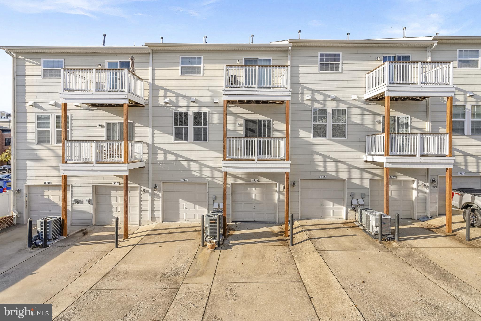 LINDEN ROW CONDOMINIUM - Residential