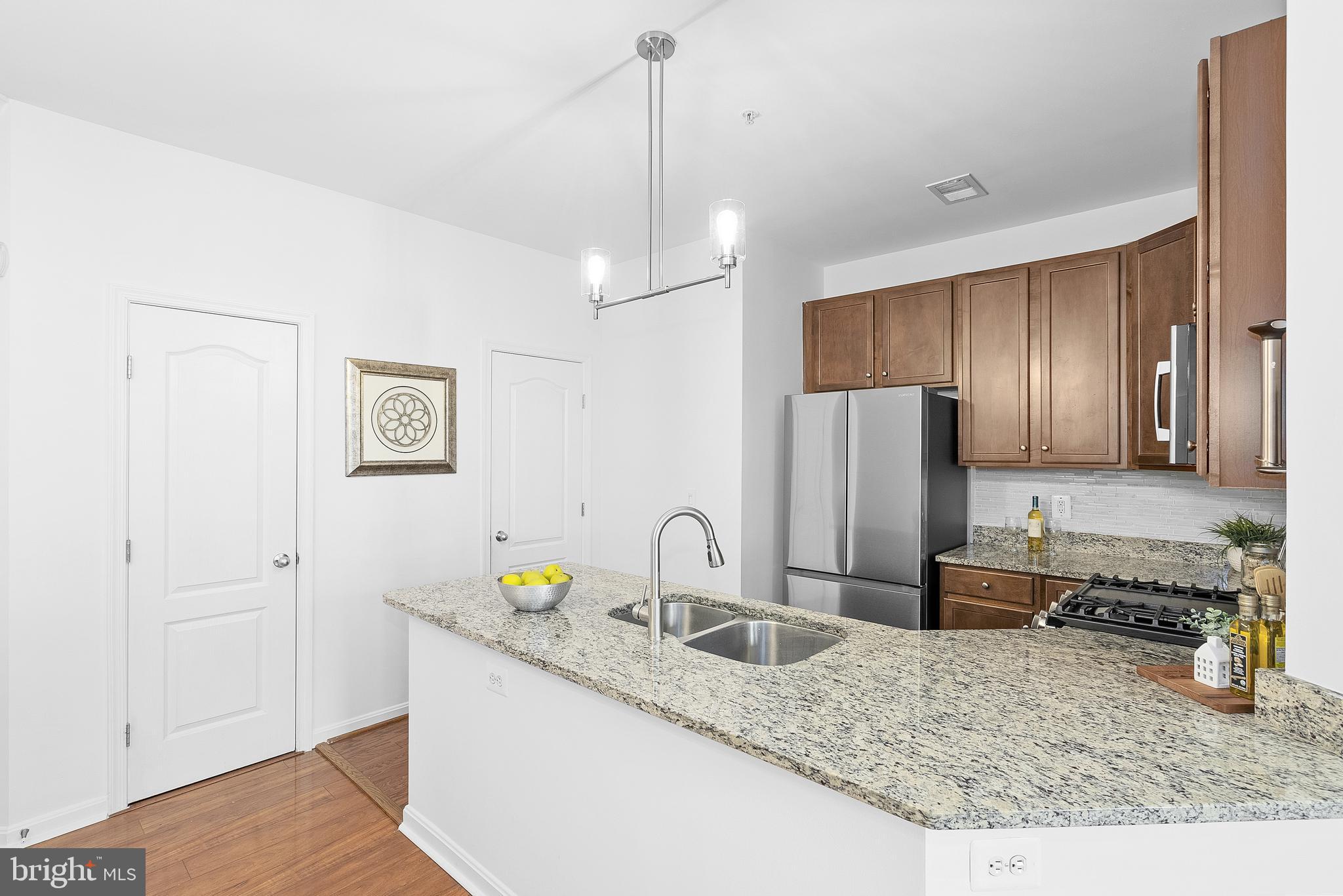 LINDEN ROW CONDOMINIUM - Residential