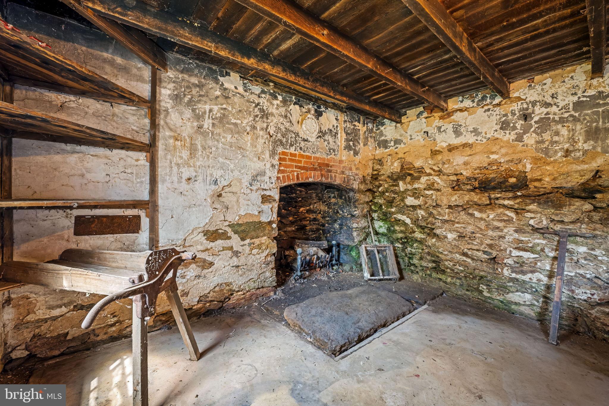 SHREWSBURY - Residential