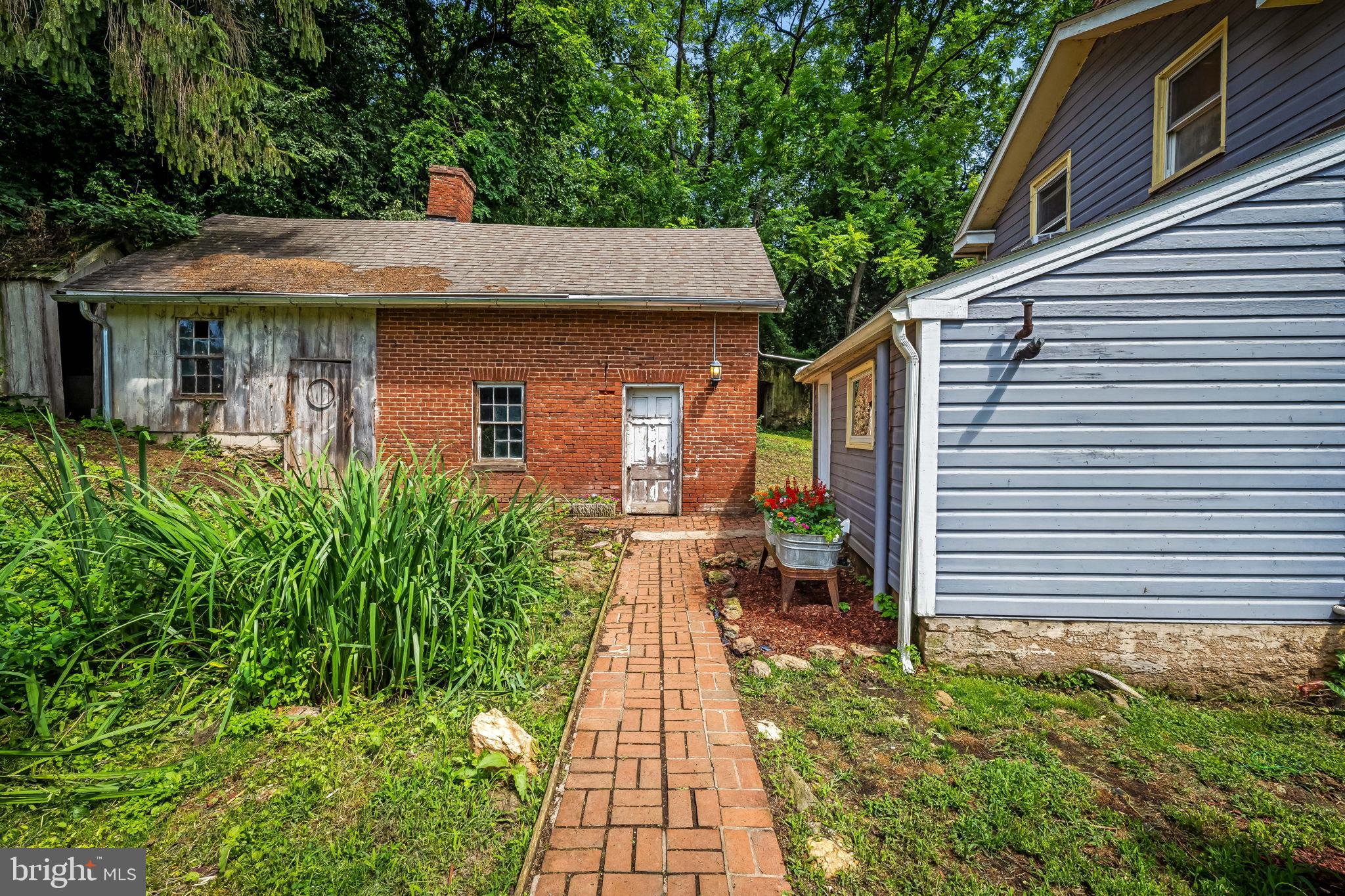 SHREWSBURY - Residential