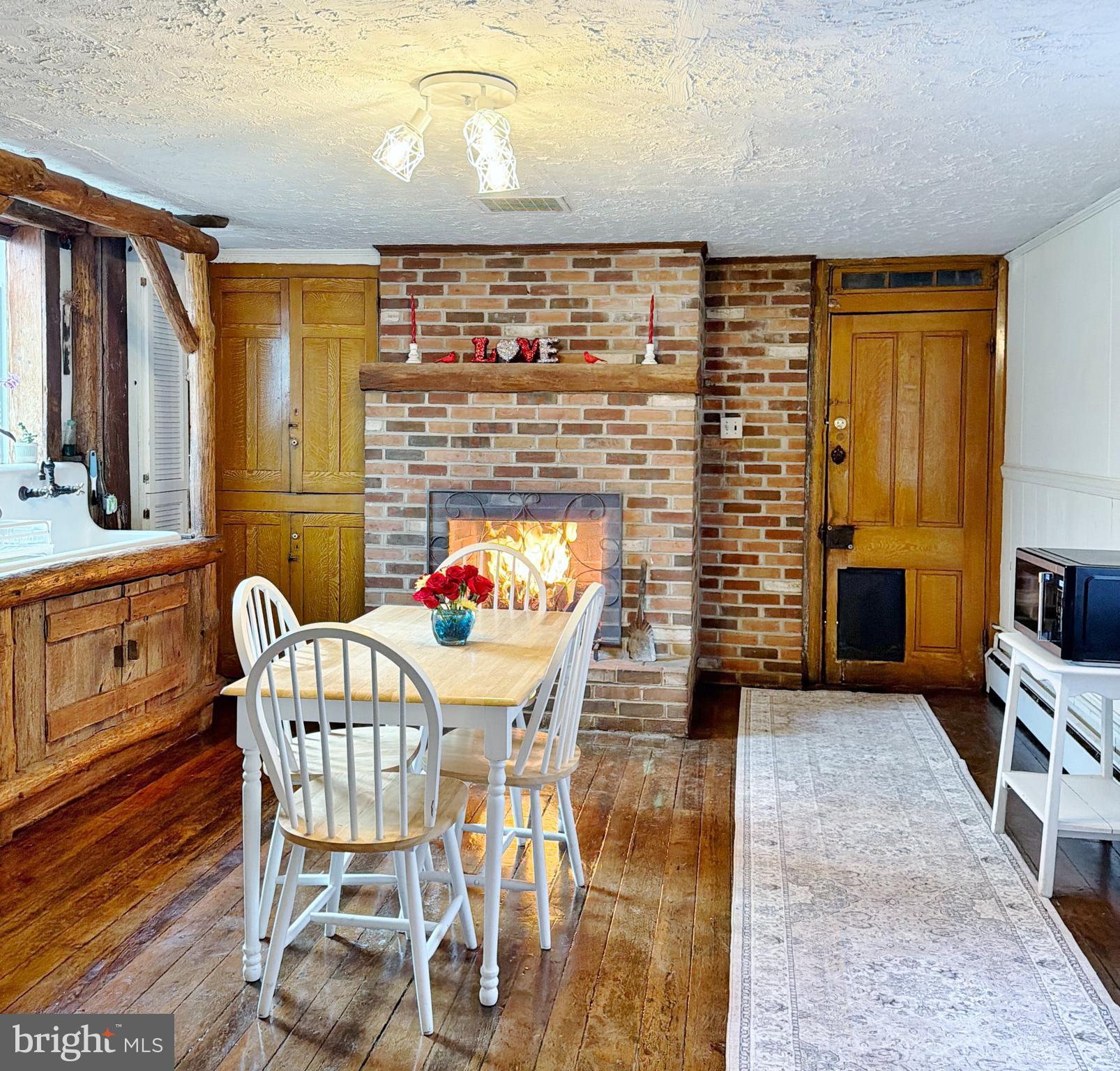 16756 MOUNT AIRY ROAD