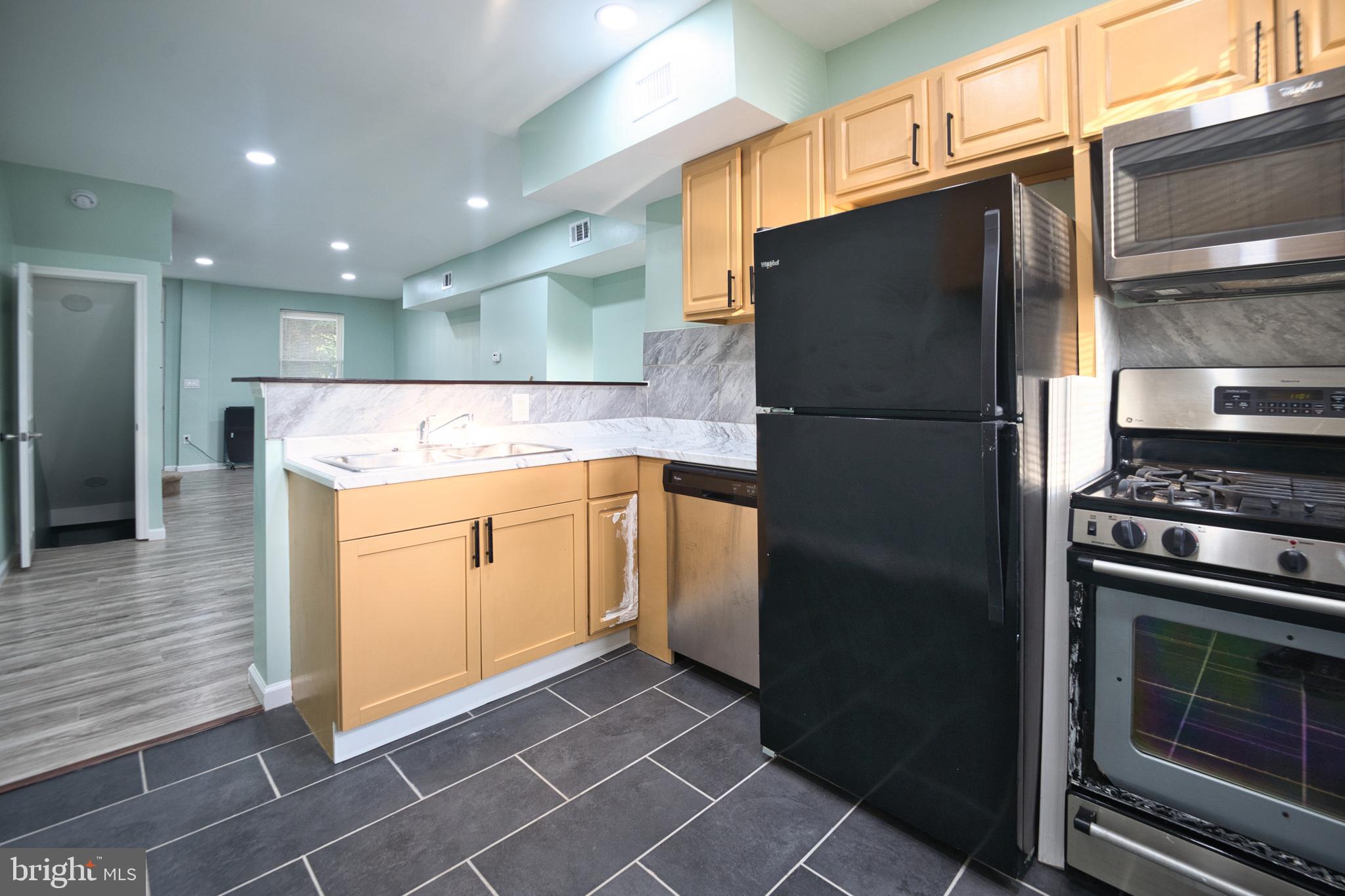 WEST BALTIMORE - Residential