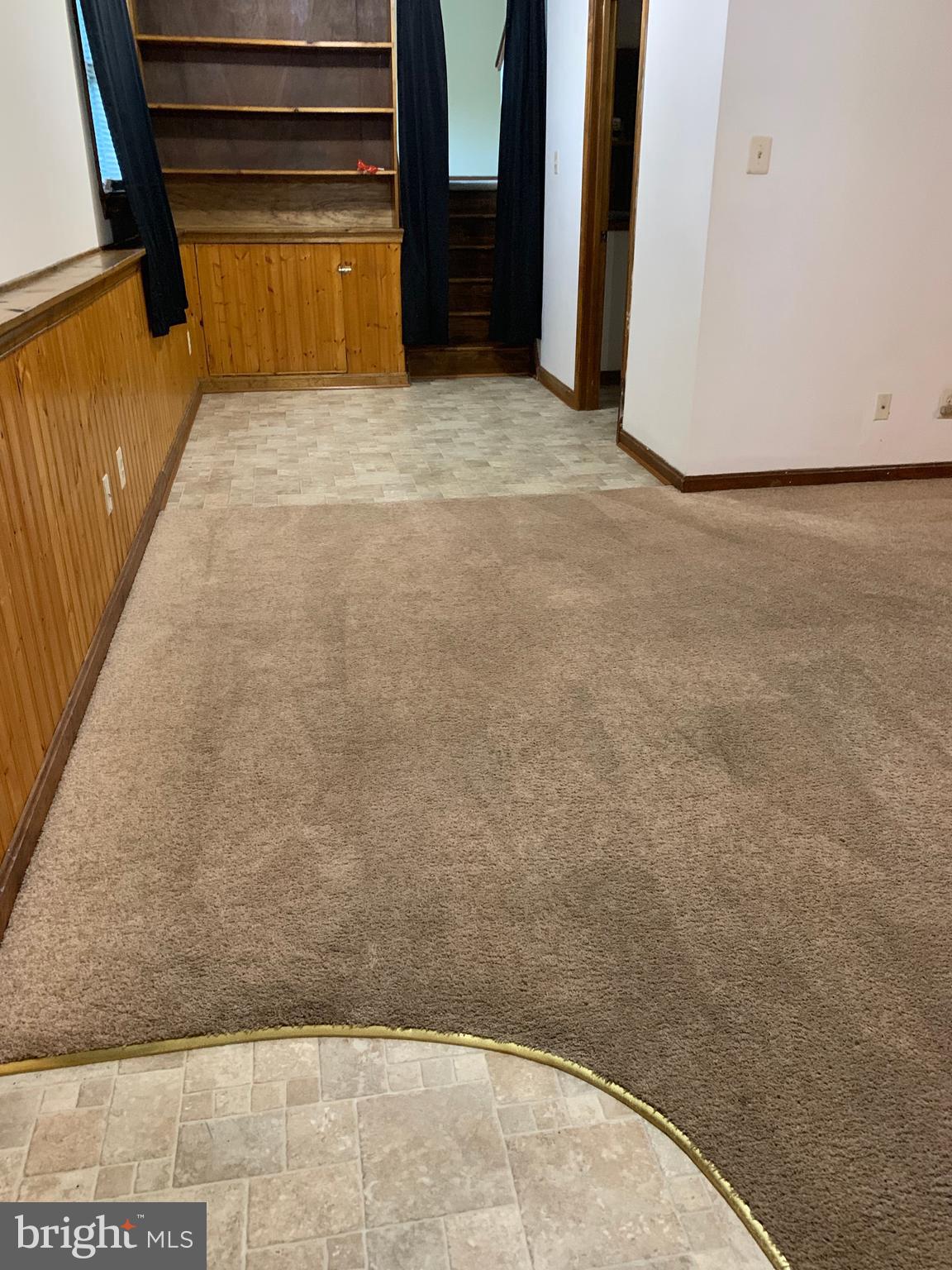 PATRICK HENRY ESTATES - Residential Lease