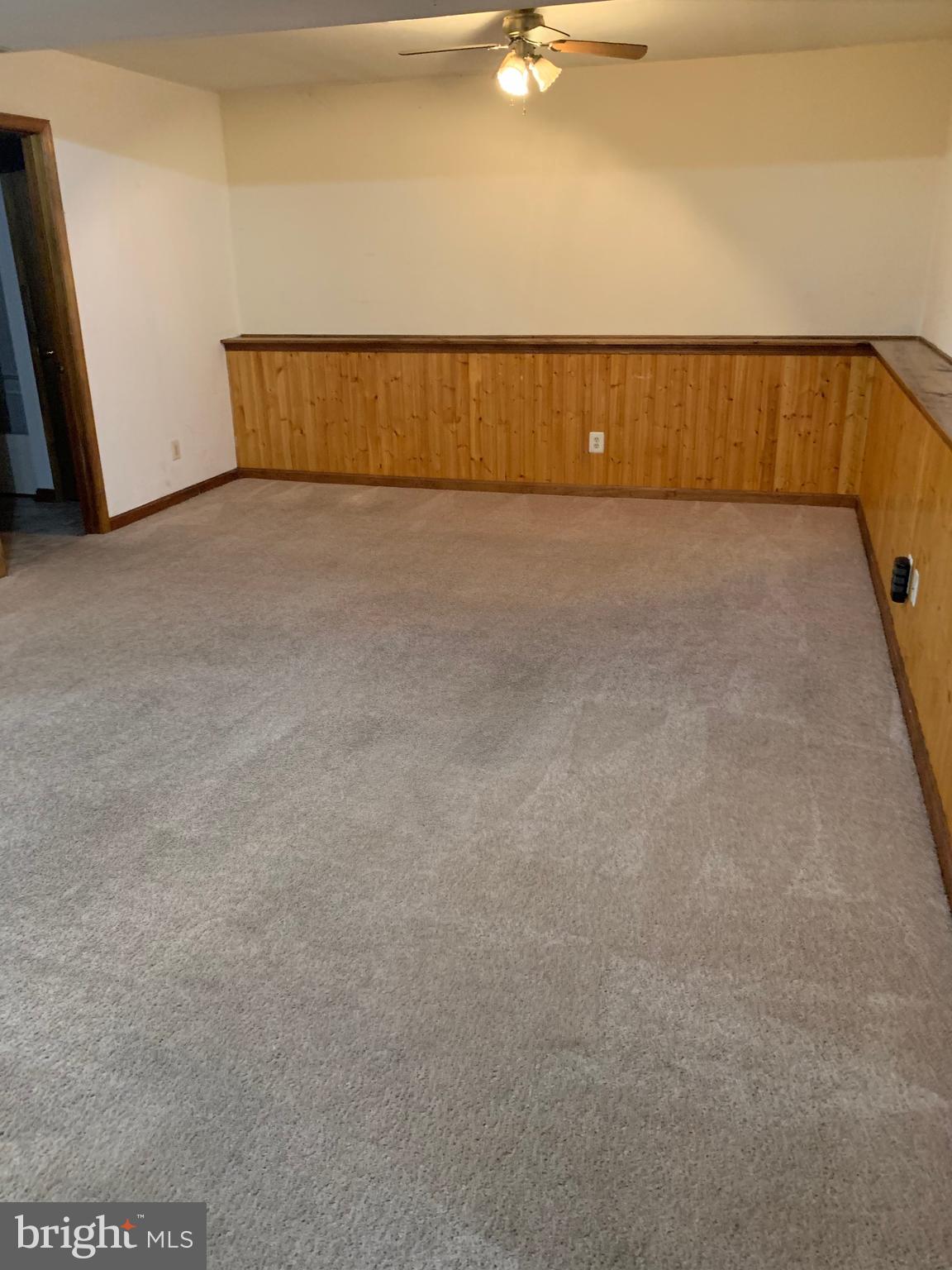 PATRICK HENRY ESTATES - Residential Lease