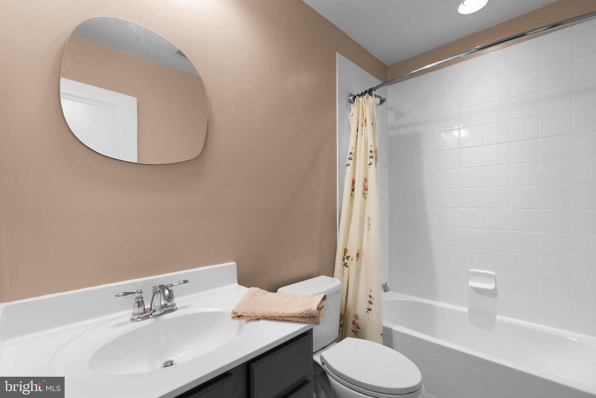 O'DONNELL SQUARE - Residential