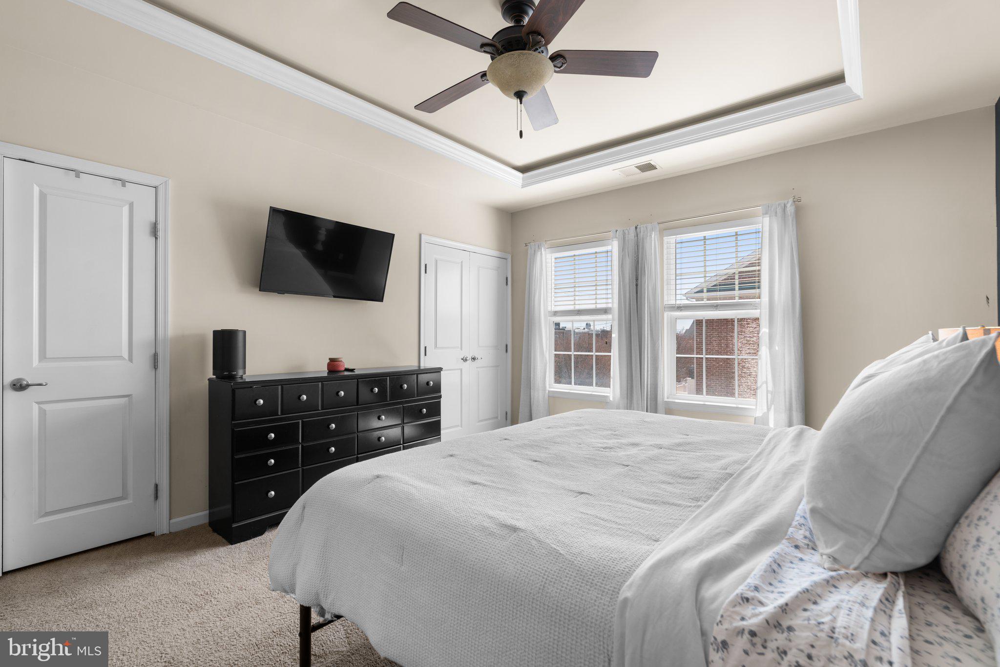 O'DONNELL SQUARE - Residential